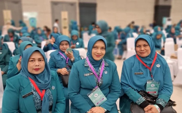 Menghadiri Puncak Peringatan Hari Kesatuan Gerak (HKG) PKK ke 53 dan Rakernas X PKK Tahun 2025