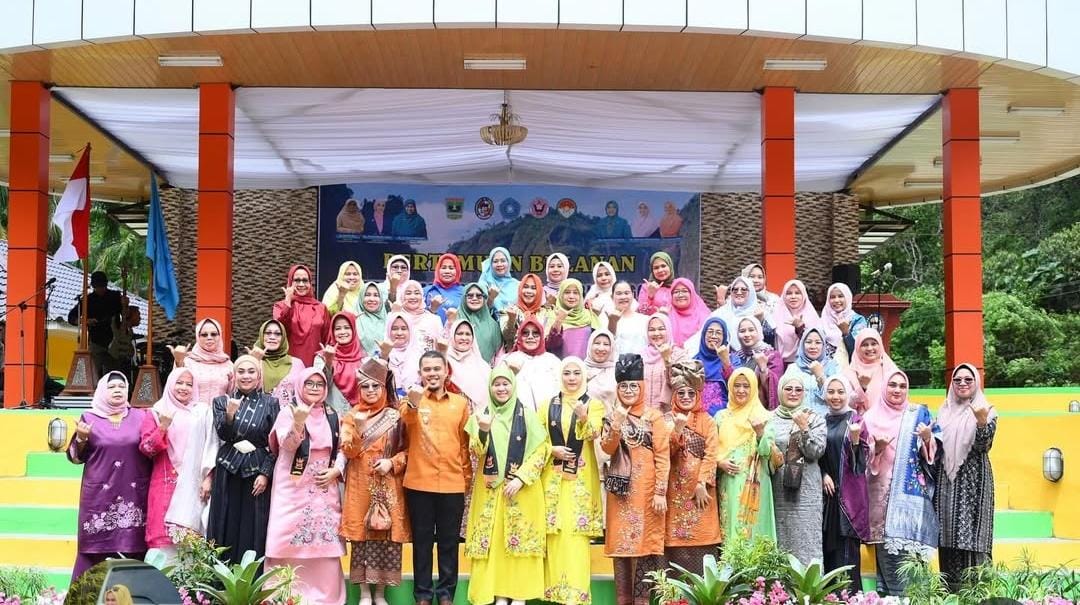 Pertemuan Bulanan Istri Kepala Daerah (ISKADA)